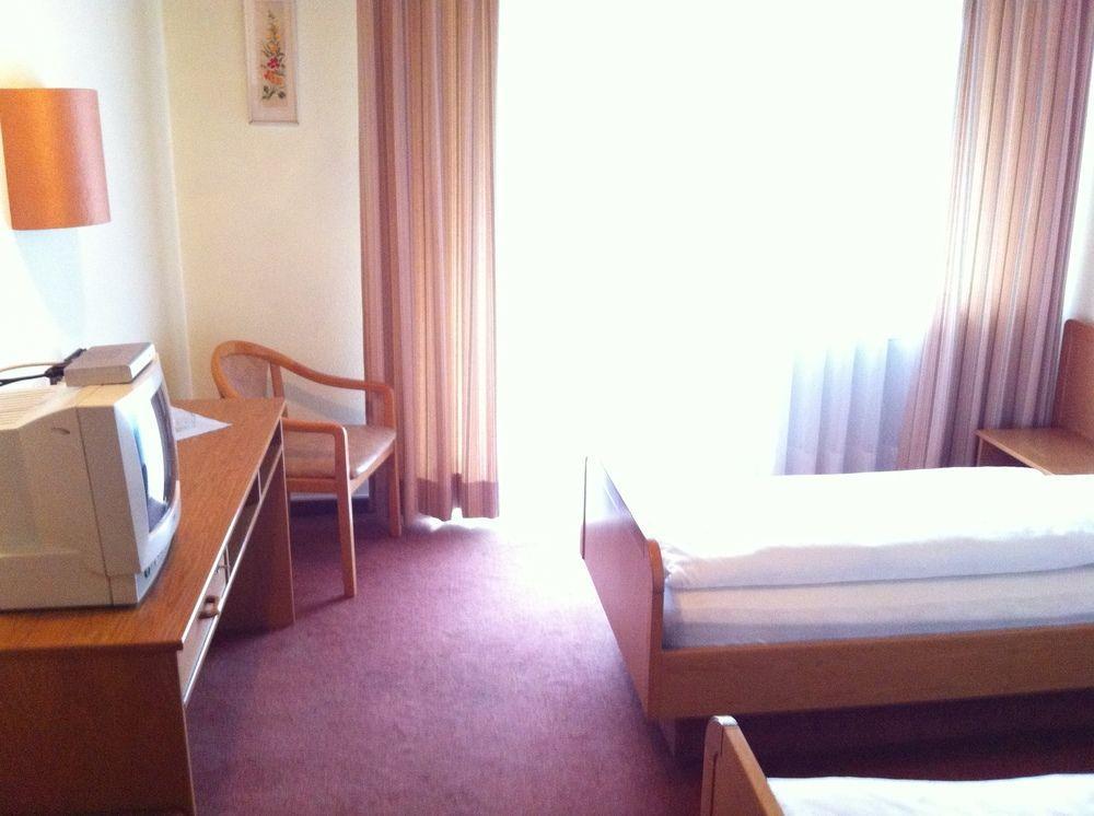 Hotel Bacchusstube Garni Goldbach  Εξωτερικό φωτογραφία