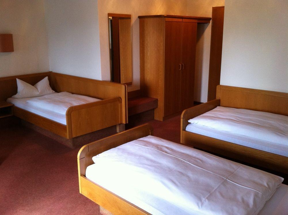 Hotel Bacchusstube Garni Goldbach  Εξωτερικό φωτογραφία