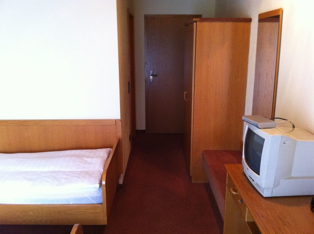 Hotel Bacchusstube Garni Goldbach  Εξωτερικό φωτογραφία